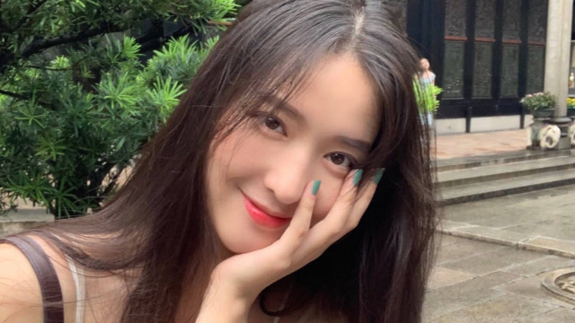 "篮球女孩"仲秋秋走红网络,确实迷人!