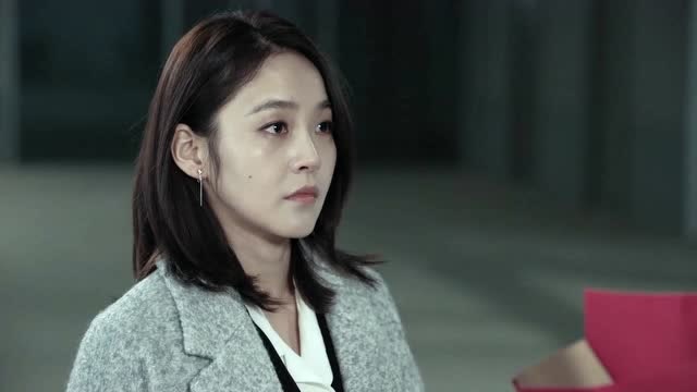 周浩宇的表白就在张佳桐抛出的求生欲问题面前,失败了