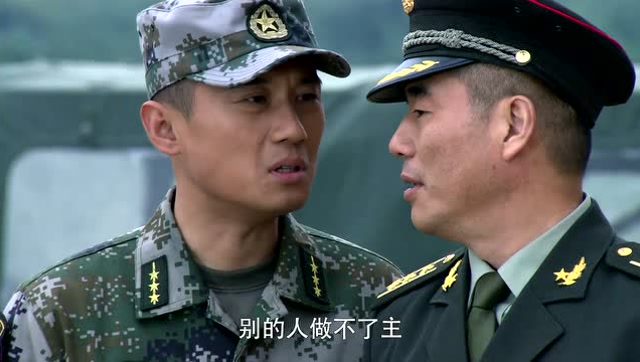 我是特种兵:何晨光和李二牛念检讨书,正巧参谋长跑来挖人!