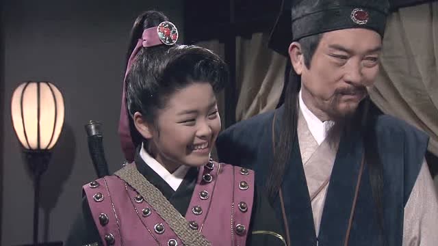 艾虎认为包拯有皇上撑腰正得瑟,没想到包拯一句话,艾虎瞬间怂了