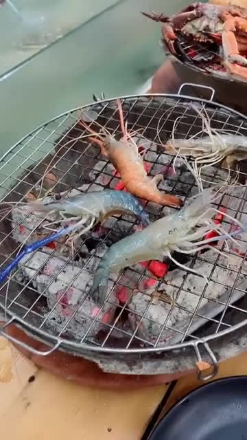 活烤海鲜!有没有想吃的!