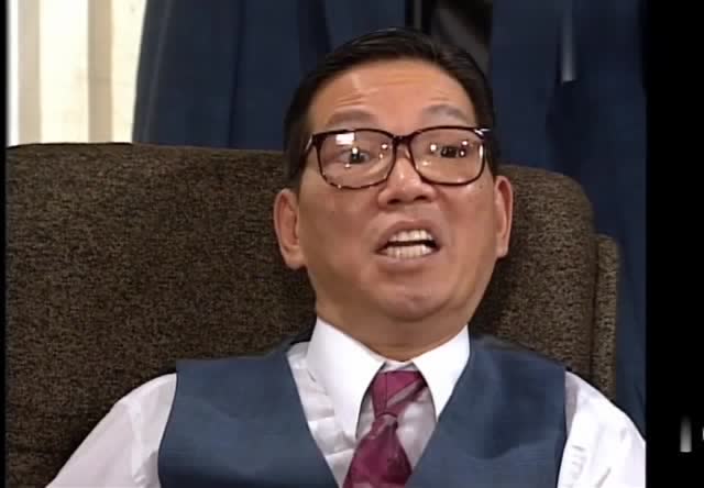 大时代:陈万贤玩太绝,竟让小股东们血本无归,他却赚大了