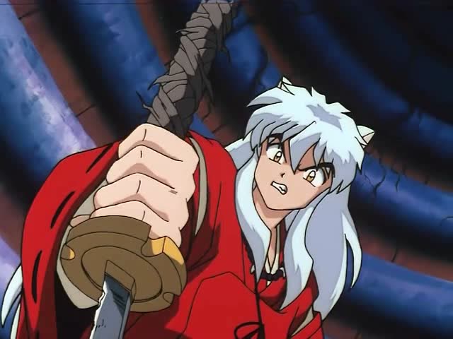 犬夜叉去拔刀,杀生丸在一旁看他表演