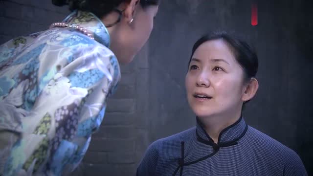 铁梨花:三姨太收买稳婆,弄死大肚子少奶奶,没想到被人撞个正着