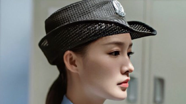 李沁最飒警服造型,化身警花的她,演技真的太戳我了!
