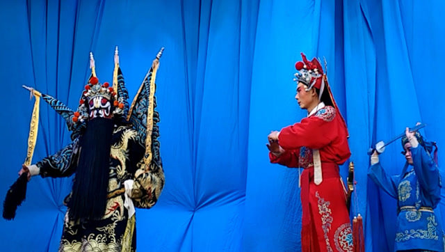 秦腔《斩李广》选段,演员的二花脸吼得精彩,唱腔板路稳健,好听极了