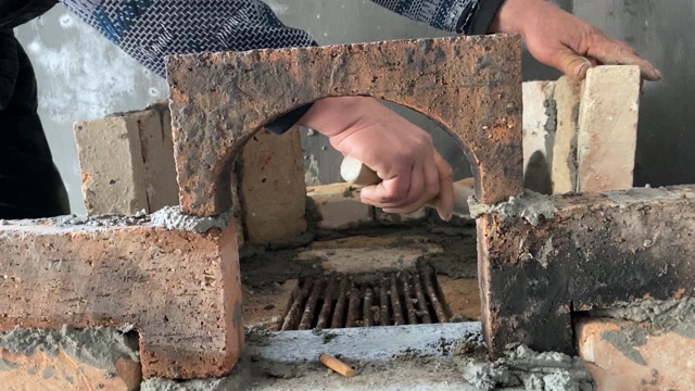 建造中的智慧,如何实现彻底无烟,新式无烟柴火灶建造过程
