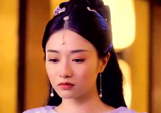 山寨小萌主李衡爱上朱颜了要追求朱颜不料朱颜拒绝了李衡啦扎心