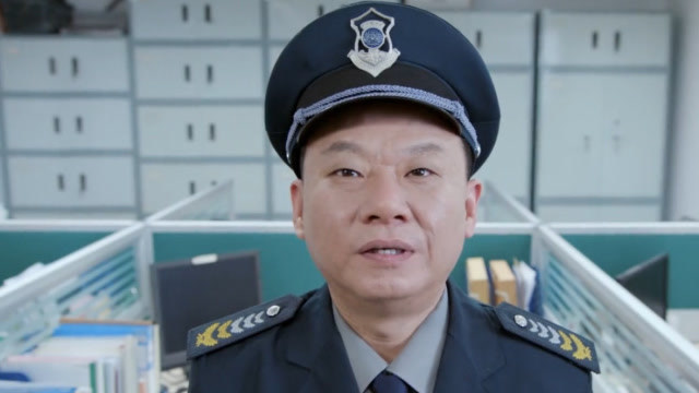 超市遭遇盗窃,新保安首次与贼斗智斗勇,最后将贼擒获