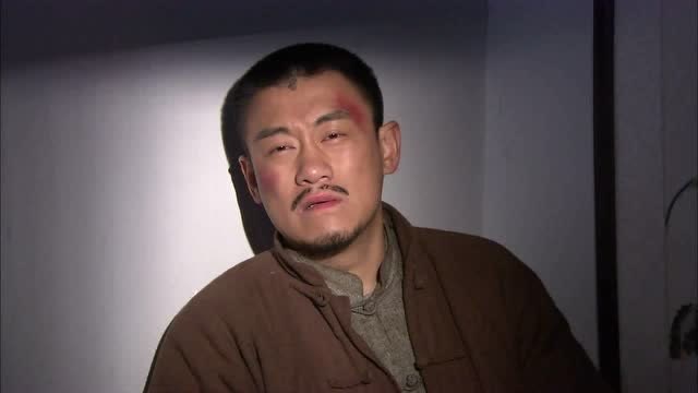 飞虎队:刘洪安顿田六子,不料竟发现鬼子的秘密,刘洪瞬间眉头紧锁