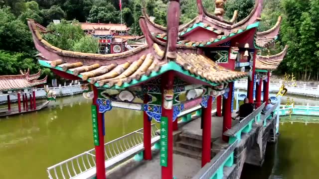 云上新平|龙泉公园
