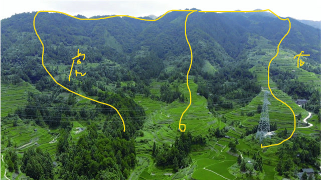 背靠大山,来龙有力,左右山脉环绕,非常壮观的风水宝地!