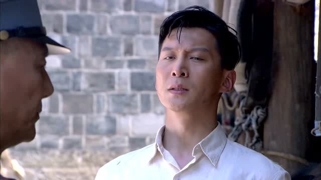 铁血红安:这个师长也是一个猛人呀!杀鸡儆猴给戴惠平看的!