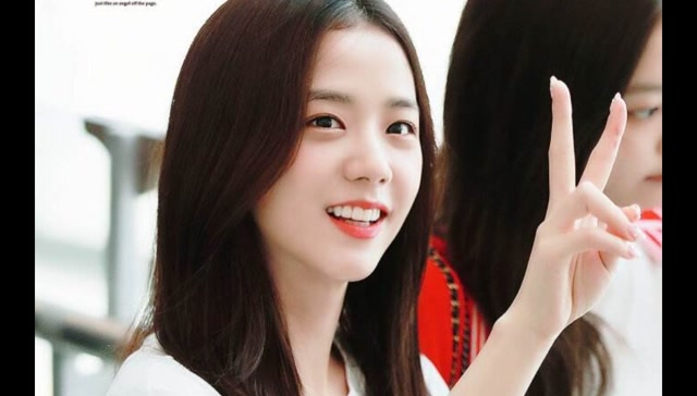 blackpink jisoo真是个爱笑的女孩