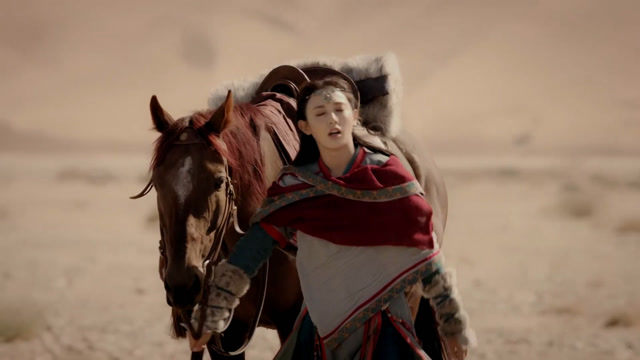 东宫:顾小五带小枫搬救兵,结果俩人走进沙漠地带,这下麻烦大了