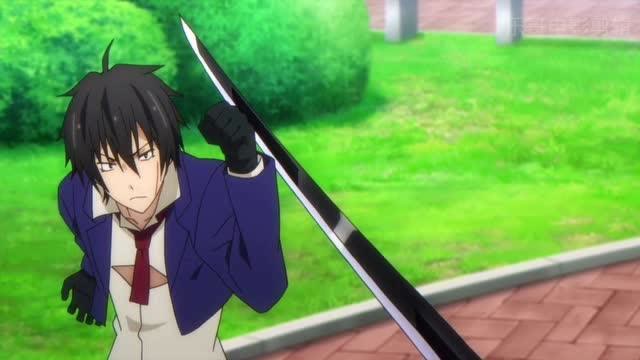 武装少女男主入校第一天就被女主追着打男主你这是逼我出手啊