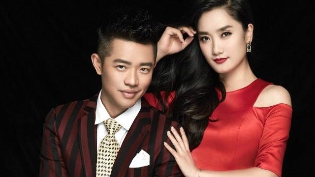 凤凰传奇《自由自在》国内最火男女组合,歌旋律能够做到过耳不忘