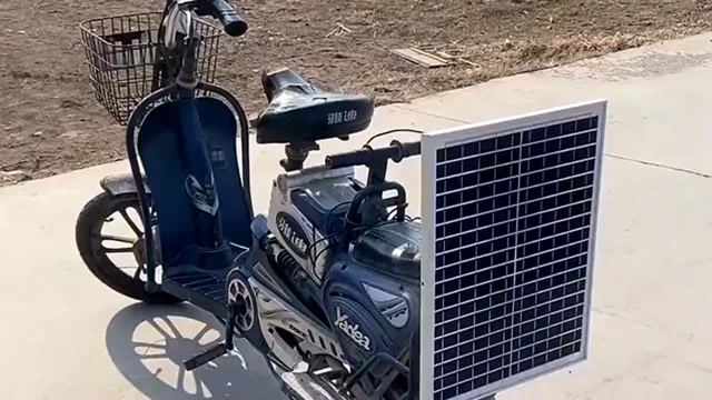 第一次见太阳能电动车,不愧是农村人的发明,能申请专利了!
