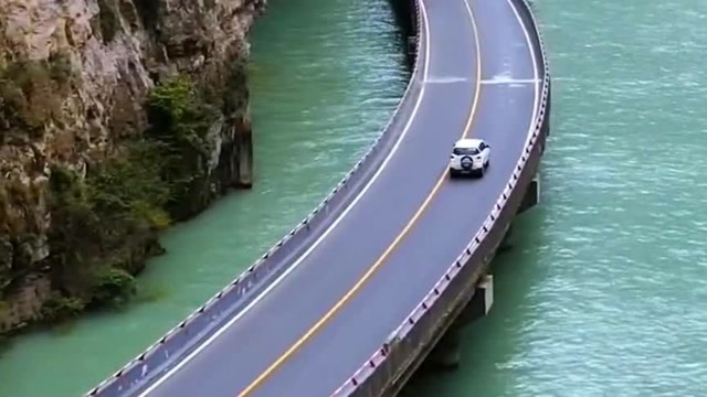 四川金口河大峡谷,最美的不只是山,还有这条水上公路!