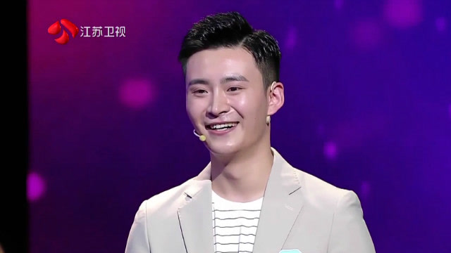 真是够拼的左龙表白说的话让男嘉宾听了浑身直起鸡皮疙瘩