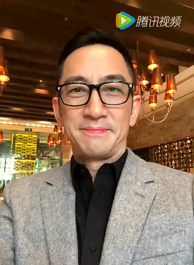 香港影星吴启华祝福广州市雪蕾化妆品有限公司