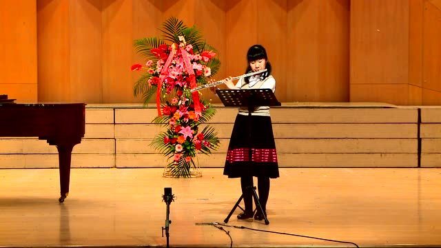 长笛独奏 滑稽曲   j·s·巴赫