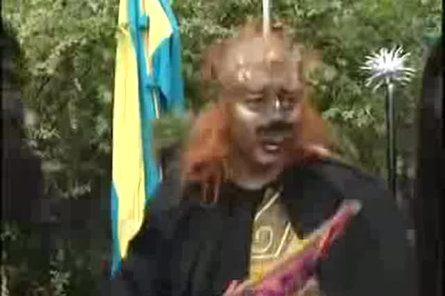 孙悟空变作总旋风戏弄小旋风,这段笑得人肚子疼