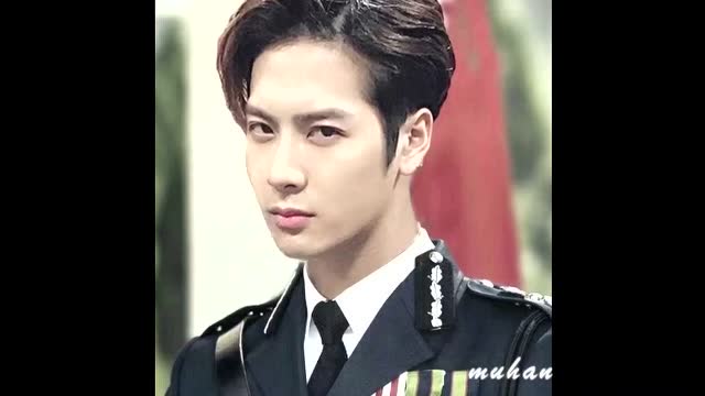 王嘉尔机长英文问候【声控福利】