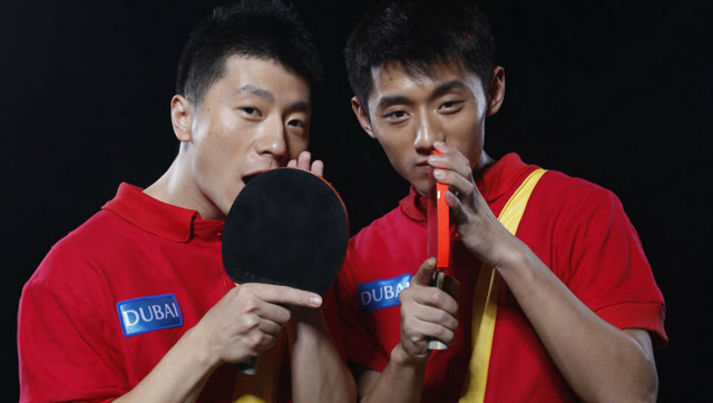 马龙张继科双打配合完美3比0完胜对手,为中国乒乓球爆灯!