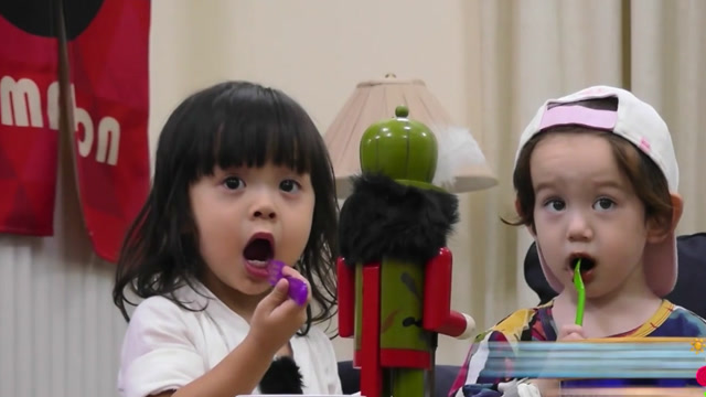 哈琳,jackson一脸呆萌,大人的世界套路太多