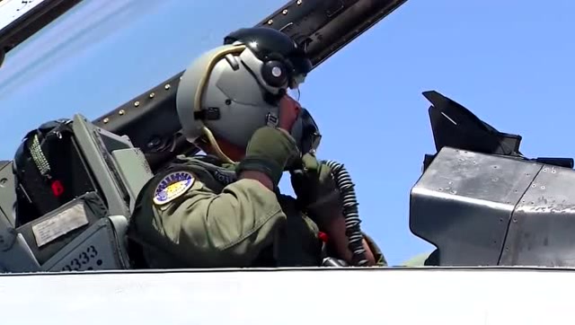 f16战斗机马上就要起飞了,当个飞行员真的太帅了