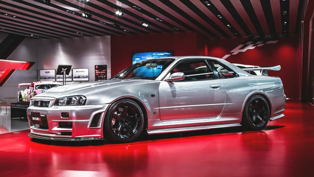 爆改日产gt-r r34 宽体大包围加身