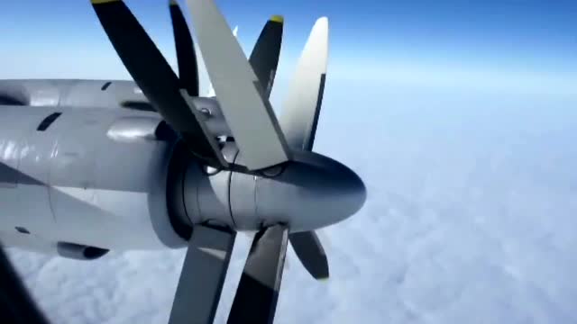 载重之王四发同轴反转螺旋桨飞机图95的逆天发动机是如何工作的