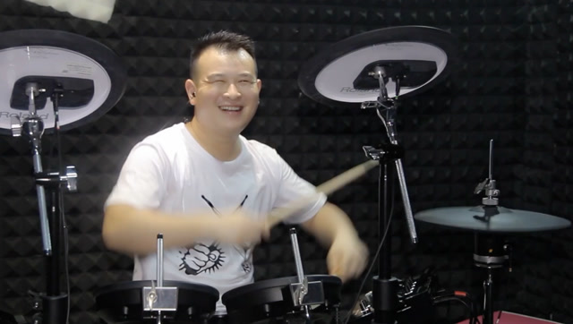 肖一鸣架子鼓演奏《无地自容》