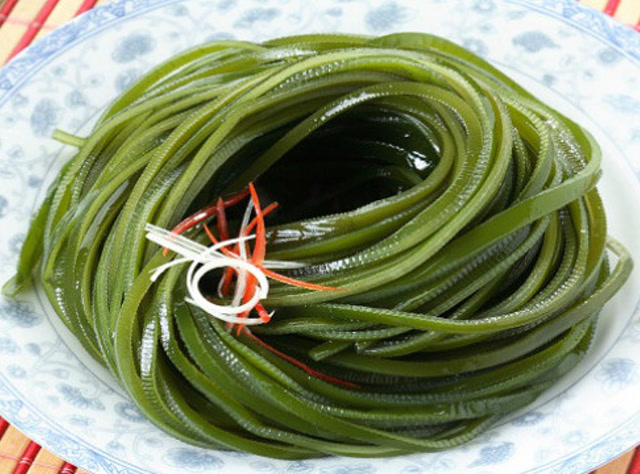 饭店常常吃到的这种颜色的海带,竟然是染出来的颜色