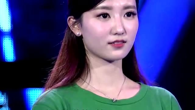 霍祈君深情表白甜美女嘉宾:你的笑容让我感觉突然整个世界就亮了