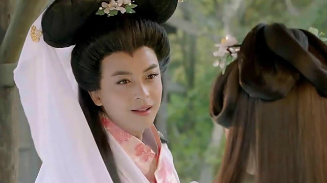 张伟版白娘子不一定是最美的,但一定是最搞笑的!