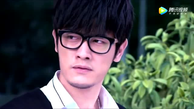 璀璨人生阚清子假装看不到博取张赫凡同情被路人一招揭穿