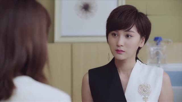 泡沫之夏洛熙昏迷刚醒来就要见夏沫,经纪人被气成什么样了