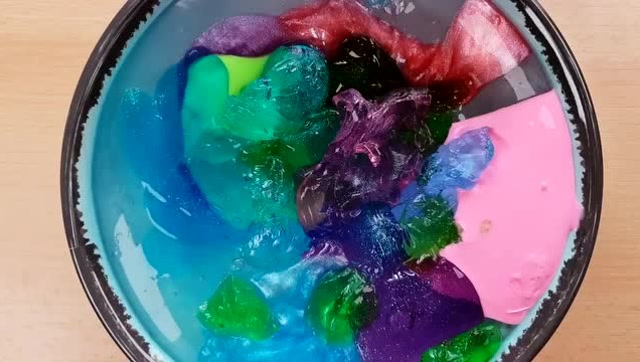 水晶泥混合史莱姆,虽然颜色不好看,但手感值得赞!