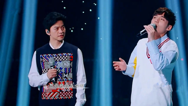 终极盛宴!李健徐均朔版本的《传奇》,好听到起鸡皮疙瘩!