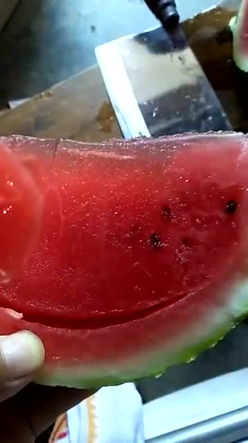 我感觉我们家是种的假西瓜