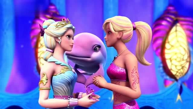 《芭比之美人鱼历险记》梅丽娅和女王发生了争执,梅丽娅选择离开