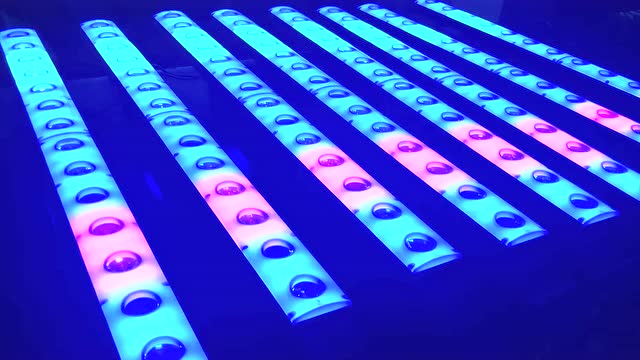 2018创新款14颗点阵跑马矩阵灯(光束 跑马 矩阵 变色)