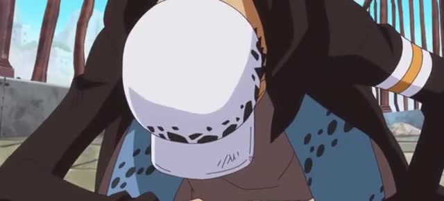 海贼王罗vs多弗朗明哥,体力消耗过度的罗被明哥轻松击倒