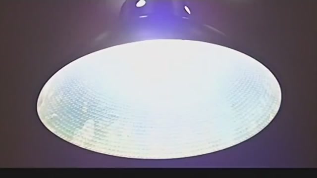 《铠甲勇士》土影石出场自带特效,老爷爷一脸茫然