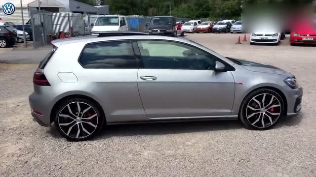 纯粹小钢炮,国外实拍第7.5代大众高尔夫gti双门版