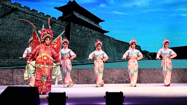 澳门小红豆《刘金定寿州救驾》