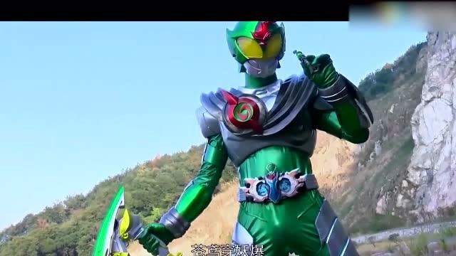 铠甲勇士 ;灵灵变身欧克瑟公主,拿瓦铠甲心疼不已!