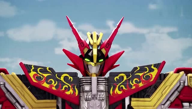 精诚的心群英传奇凤凰机甲真正的能量准备进化凤凰完全体吧